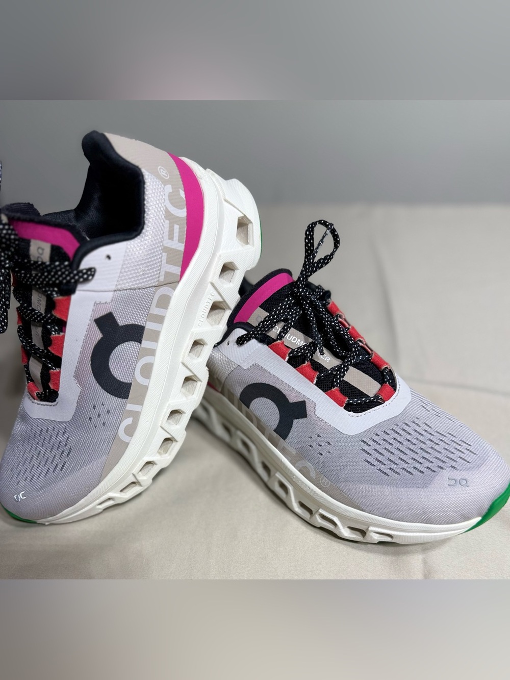 On Cloudmonster Women’s 8.5 White Pink Green CloudTec Running Shoes